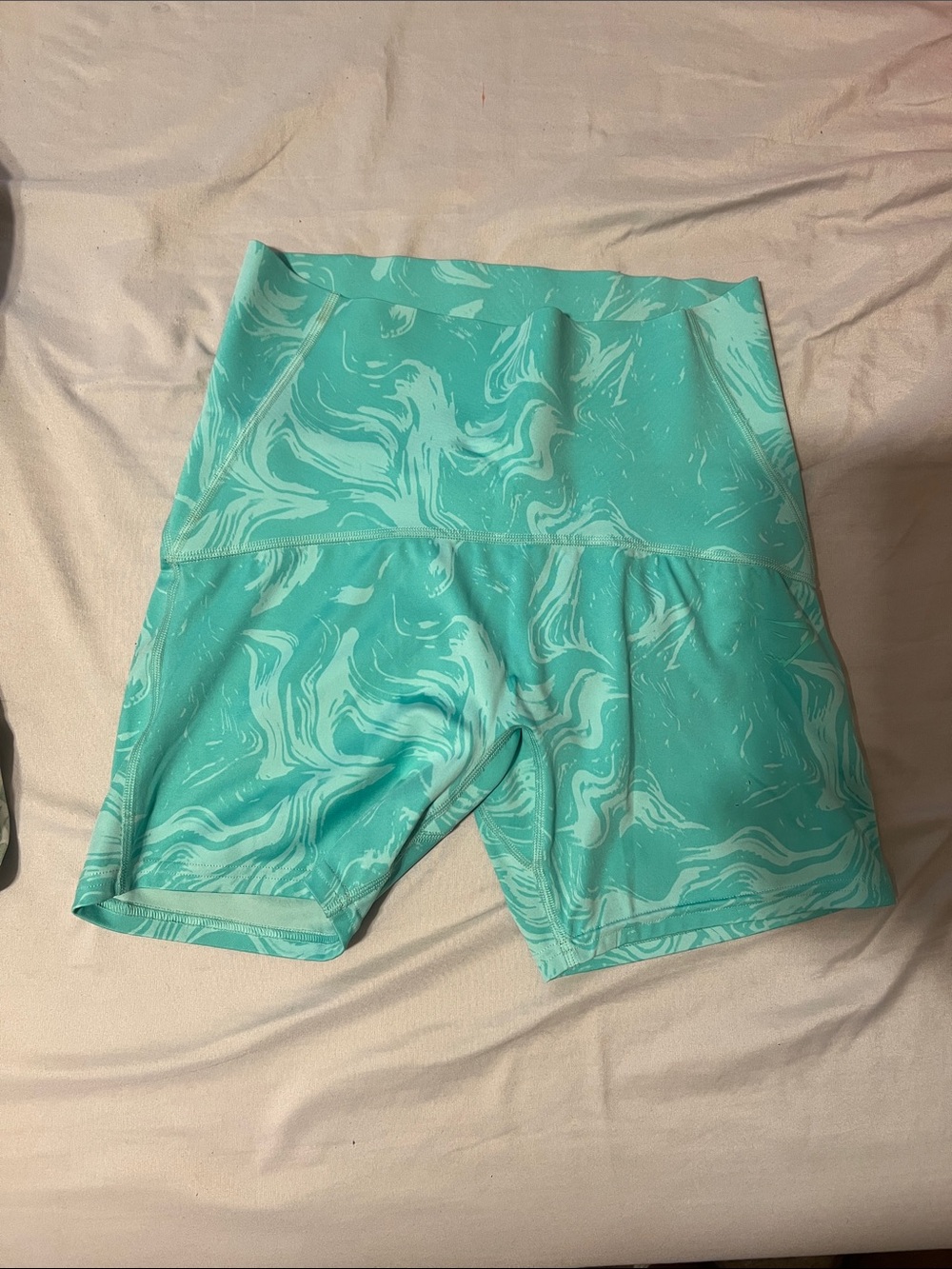 Gymshark High-Waist Marble Print Bike Shorts - Aqua